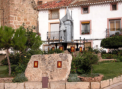CHINCHILLA DE MONTE ARAGON (Provincia de Albacete). Monumento al nazareno.