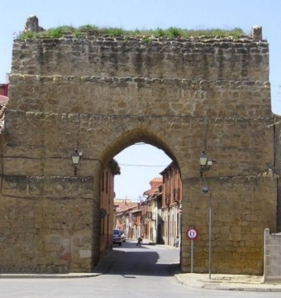 Puerta de la Concepción en Mansilla - León - País Leonés (España)