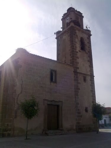 Frontal de la Iglesia de Villa del Rey.
