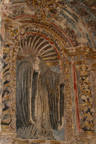Monasterio de Piedra, detalle altar figura decapitada 