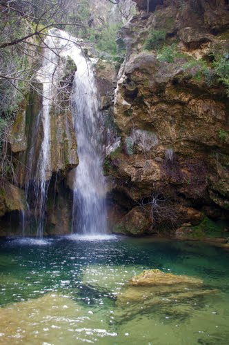 Cascada en el barranco de la Osera (Villacarrillo, Jaen)