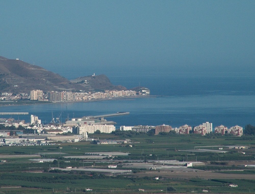 Playa Granada, Torrenueva y puerto de Motril desde el Monte de los Almendros (30-08-2003)