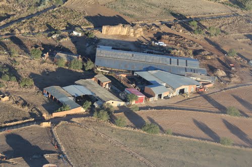 Vista aérea de una explotación ganadera en Morales de Campos