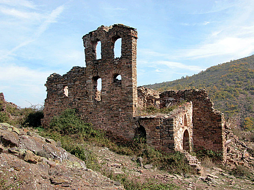 REINARES (Aldea de Sª Engracia del Jubera). 2005. 05. Ruinas de la Iglesia de S. Miguel. 