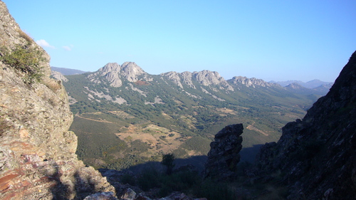 Sierra de Villuercas desde Cabañas del Castillo