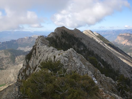 Cresta de la Serra de Carreu (abril 2012)