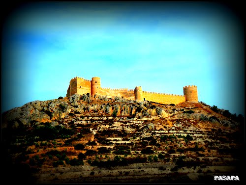 < Castillo de Castalla > Alicante.