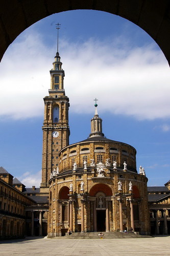 Iglesia y Torre, Universidad Laboral, Gijón, Asturias