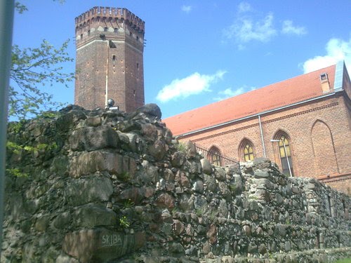 Wieża Zamkowa na przedzamczu największego (pod względem powierzchni) zamku krzyżackiego w Polsce