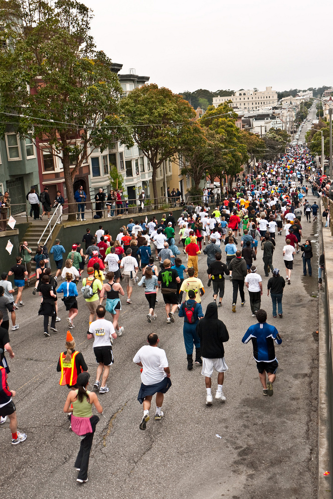 Runners mix with revelers in San Franciscos annual Bay to 