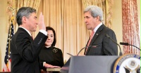 Date: 11/03/2016 Description: Secretary Kerry Swears in Sung Kim as the New U.S. Ambassador to the Philippines - State Dept Image