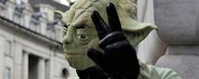 Master Yoda fra Starwars hilser med et lunt glimt i øjet. Foto: UffeC