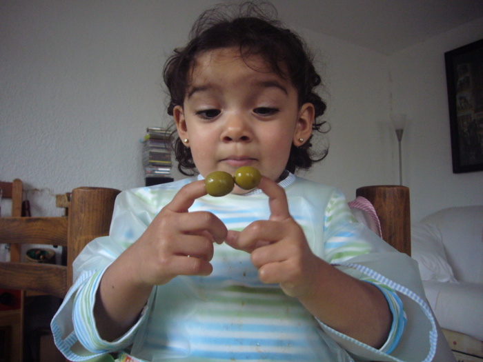 Luciana and olives (4)