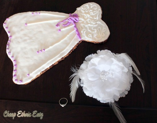 Wedding dress cookie 13