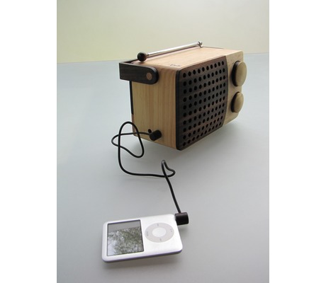 Ikono wooden radio