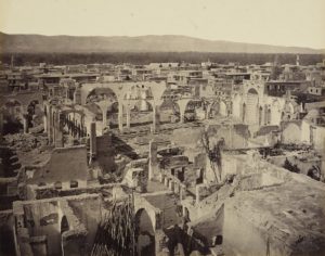 مشهد لدمار الصرح البطريركي والمريمية والكنائس الأخرى في مذبحة 1860