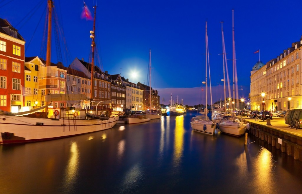 Night scenery of Nyhavn in Copenhagen, Denmark