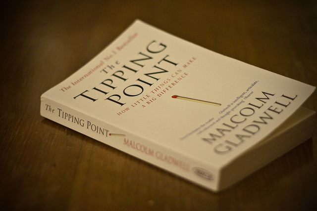 the-tipping-point-malcom-gladwell-books-about-sociology