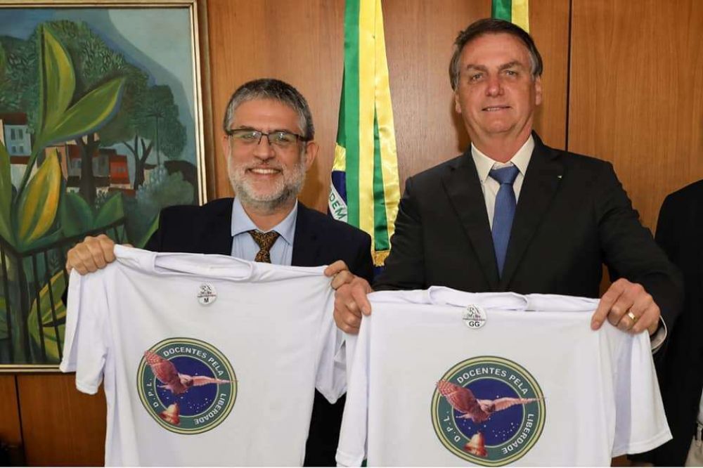 Diretor-presidente do DPL, Dr. Marcelo Hermes, com o presidente Jair Bolsonaro.