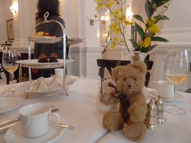 Hamish does High Tea at Raffles Hotel in Singapore