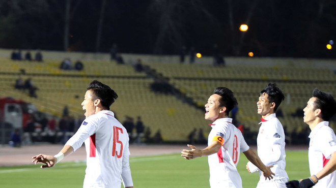 Đội tuyển Việt Nam hiện nay đang giữ kỷ lục về trẻ tuổi /// Nhật Đoàn