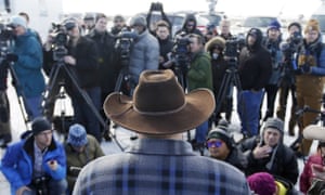 Ammon Bundy speaks to reporters at Malheur National Wildlife Refuge in Oregon in January 2016.
