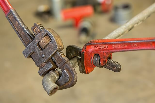 how to remove rust from your tools