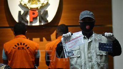 KPK Tahan Wali Kota Tanjungbalai dalam Kasus Suap Penyidik