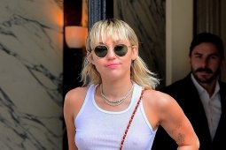 Miley Cyrus se luce con pantalones transparentes en Instagram