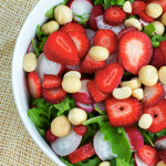Arugula-Salad-with-Strawberries-Red-Radishes-Macadamia-Nuts-and-a-Creamy-Gorgonzola-Dressing-2