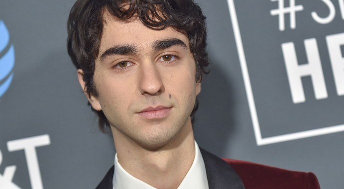 LOS ANGELES - JAN 13:  Alex Wolff  {Object} arrives for â€˜24th Annual Critics' Choice Awards on January 13, 2019 0 in Santa Monica, CA